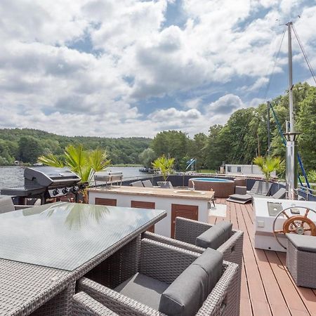 Hausboot Deluxe Hotel Berlim Exterior foto